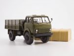 Грузовик МАЗ-505 бортовой с тентом (Легендарные грузовики СССР №39)-фото7