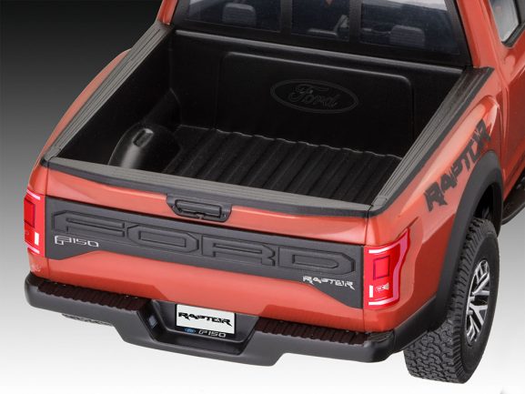 Автомобиль Ford F-150 Raptor-фото3