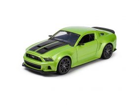 Автомобиль Ford Mustang уличные гонки (2014)-фото1