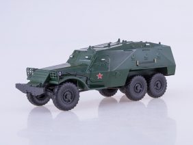 Бронетранспортёр БТР-152К (зеленый)-фото1