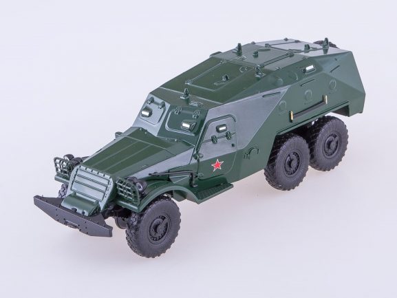 Бронетранспортёр БТР-152К (зеленый)-фото5