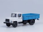 Грузовик ГАЗ-3307 (двигатель ЗМЗ-513) дерев. борт (серый-голубой)-фото1