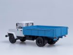 Грузовик ГАЗ-3307 (двигатель ЗМЗ-513) дерев. борт (серый-голубой)-фото2