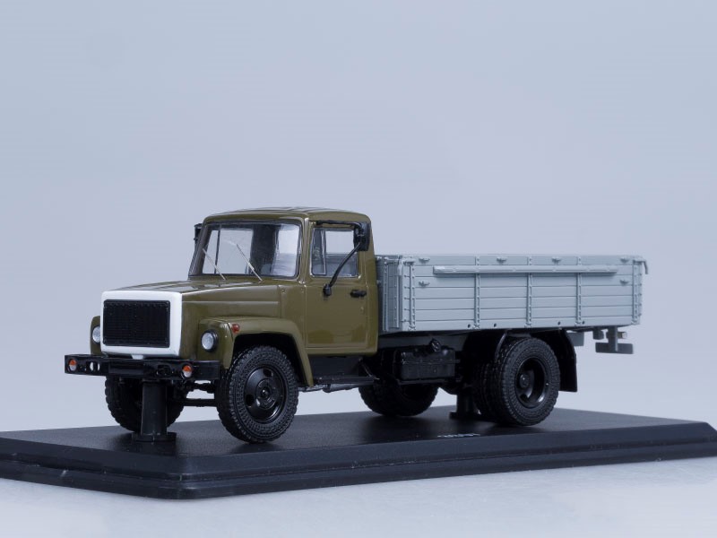 Грузовик ГАЗ-3307 (двигатель ЗМЗ-513) дерев. борт (хаки-серый)-фото1