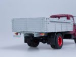 Грузовик ГАЗ-3307 (двигатель ЗМЗ-513) выставочный, дерев. борт (темно-красный)-фото5