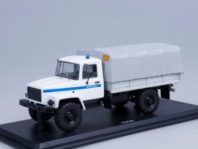 Грузовик ГАЗ-3308 4х4 (двигатель ЗМЗ-513) бортовой с тентом, Милиция (светомаскировка на фарах)-фото1