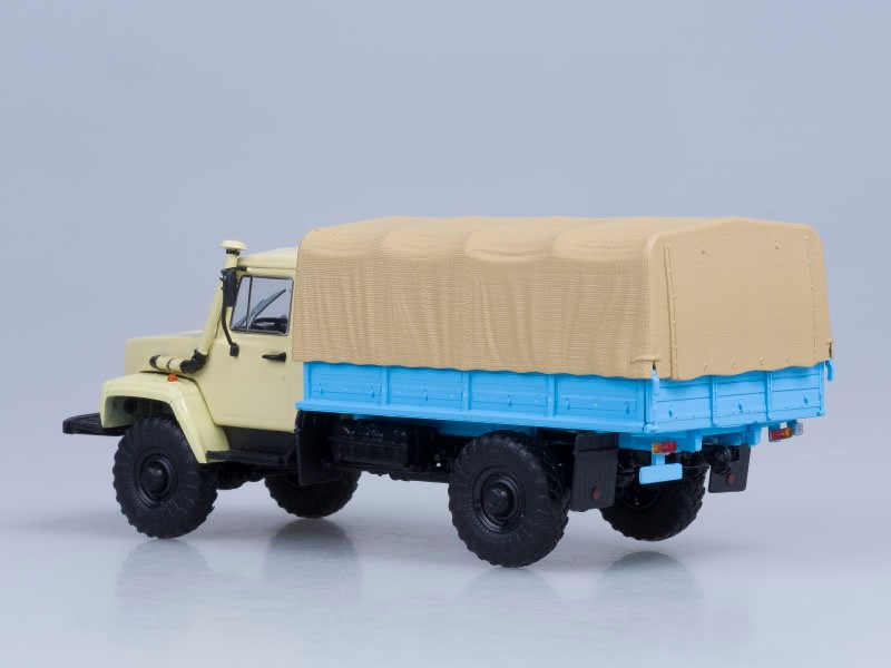Грузовик ГАЗ-33081 4х4 (двиг. Д-245.7 Diesel Turbo) бортовой с тентом (бежевый)-фото2