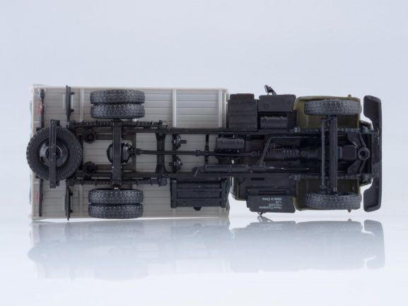 Грузовик ГАЗ-3309 бортовой с тентом (хаки/серый)-фото9