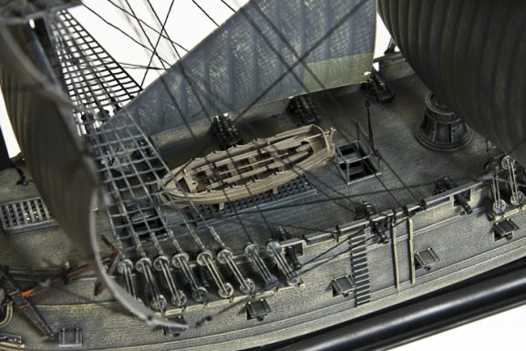 Корабль Джека Воробья Черная жемчужина (1:72)-фото4