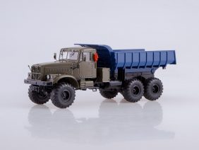 Самосвал КРАЗ-255Б 6x6-фото1