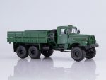 Грузовик КРАЗ-255Б1 бортовой (зеленый)-фото3