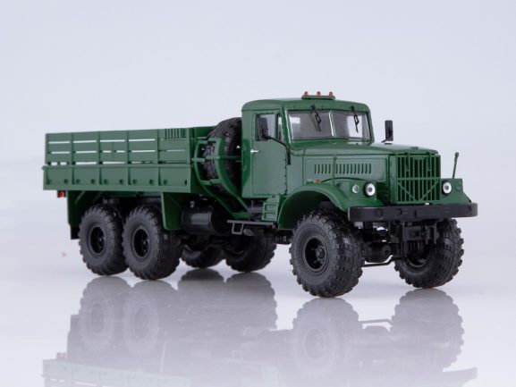 Грузовик КРАЗ-255Б1 бортовой (зеленый)-фото6