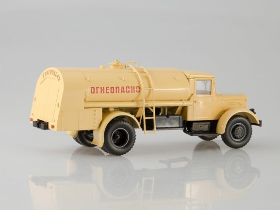 Топливозаправщик ТЗ-200 (на шасси МАЗ-200) бежевый-фото4