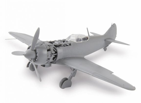 Советский истребитель Ла-5ФН (1:48)-фото4