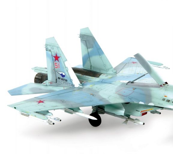 Российский многоцелевой истребитель завоевания превосходства в воздухе Су-27СМ-фото7