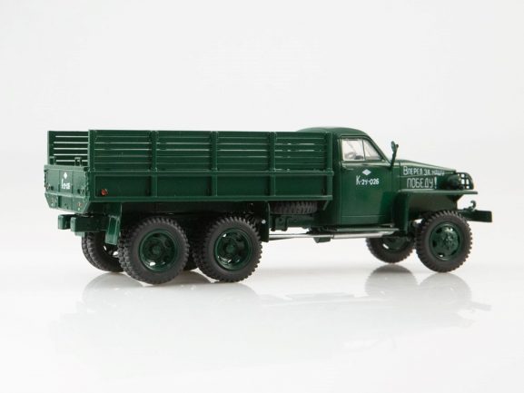 Грузовик Studebaker US6 U3 бортовой-фото2