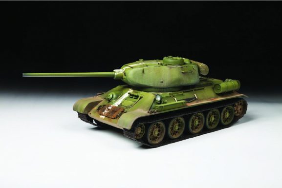 Советский средний танк Т-34/85 (обр. 1944) (Подарочный набор)-фото4