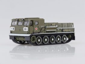 Артиллерийский гусеничный тягач АТС-59Г парадный-фото1