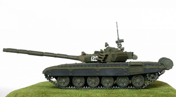 Советский основной боевой танк Т-72Б (ограниченный выпуск)-фото3