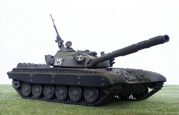 Советский основной боевой танк Т-72Б (ограниченный выпуск)-фото2
