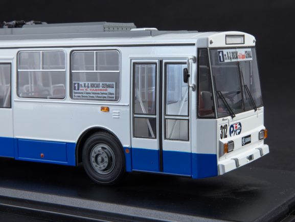 Троллейбус Skoda-14TR (Ростов-на-Дону)-фото3