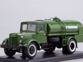 Топливозаправщик ТЗ-200 (на шасси МАЗ-200) армейский-фото1