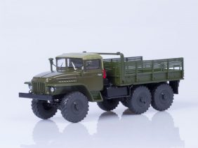 Миасский грузовик Урал 375 (тентованная кабина) бортовой, хаки-фото1