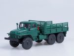 Миасский грузовик Урал 375Д бортовой (зеленый)-фото3