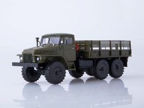 Миасский грузовик Урал 375Д бортовой (Наши грузовики)-фото1