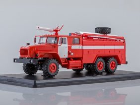 Пожарный автомобиль АЦ-7,5-40 (Урал 4320) с белыми полосами-фото1
