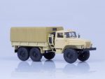 Миасский грузовик Урал 4320 бортовой с тентом (бежевый)-фото3