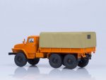 Миасский грузовик Урал 4320 бортовой с тентом (оранжевый)-фото2
