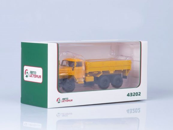 Миасский грузовик Урал 43202 6x6 бортовой (деревянная платформа, покрышки О-47А)-фото6