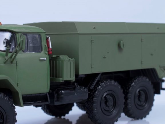 Грузовик УМП-350 (ЗИЛ-131) 1975 г. (хаки матовый)-фото5