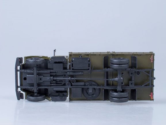 Грузовик ЗИЛ-4331 бортовой учебный (хаки)-фото10