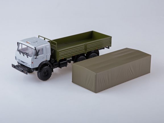 Грузовик КАМАЗ-53501 6x6 бортовой (с тентом)-фото12