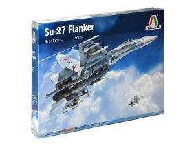 Многоцелевой советский истребитель Су-27 Flanker (Italeri)-фото1