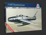 Американский истребитель Republic F-84F Thunderstreak-фото1