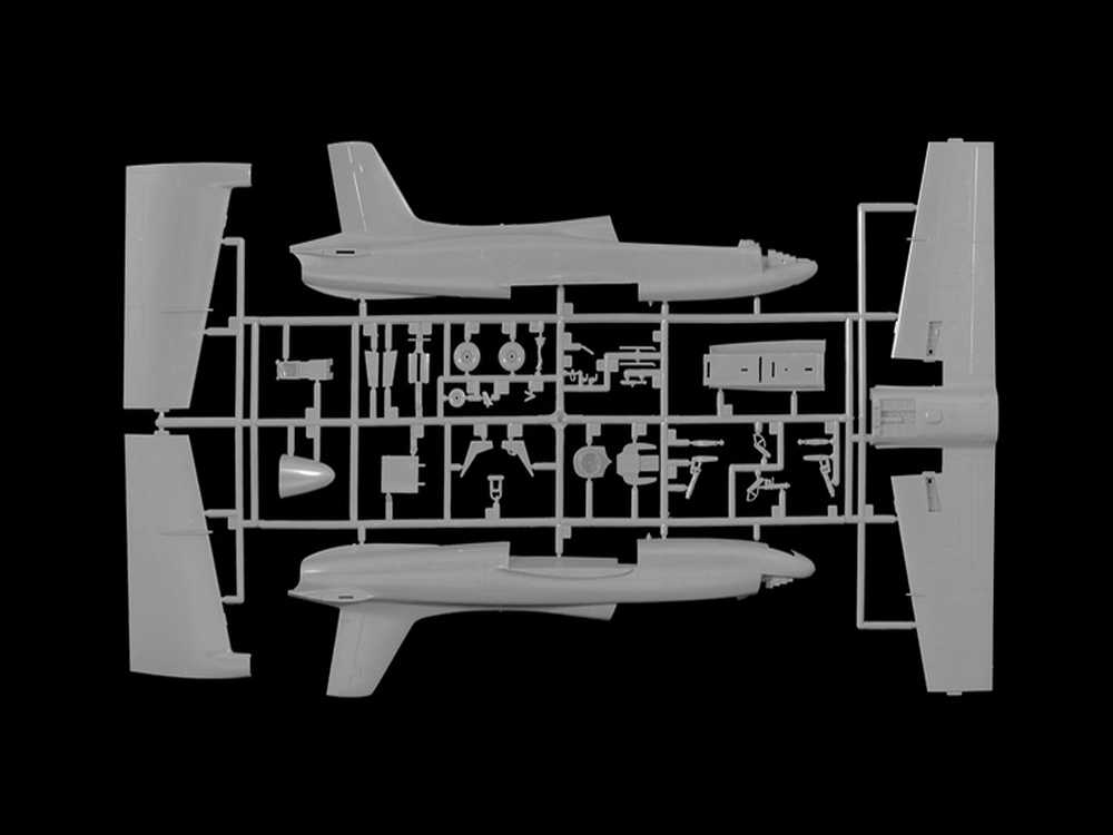 Учебно-тренировочный самолет Aermacchi MB-326K Impala-фото2