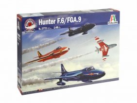 Британский истребитель-бомбардировщик Hawker Hunter F.6/FGA.9 Aerobatic Team-фото1