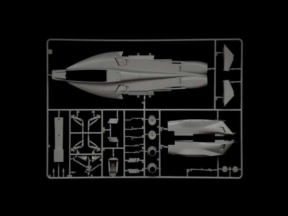Американский палубный истребитель-бомбардировщик F/A-18E Super Hornet (1:48)-фото2