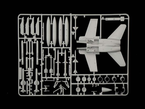 Американский истребитель F/A-18 Hornet-фото3