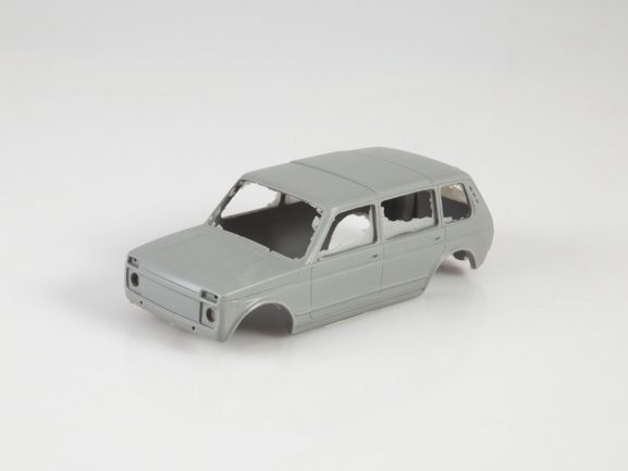 Автомобиль ВАЗ-2131 Нива (AVD Models)-фото2