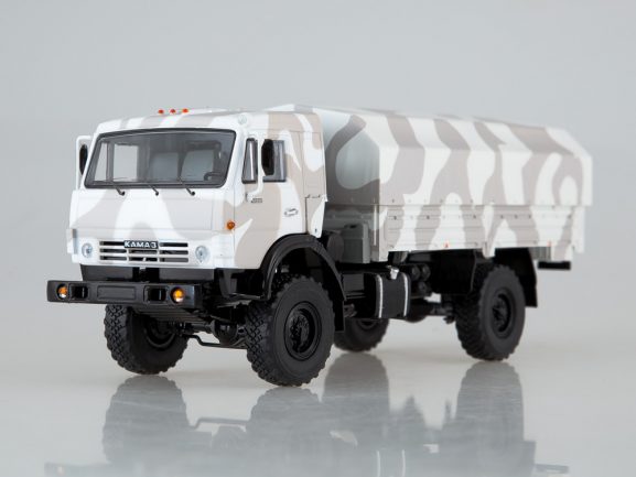 Грузовик КАМАЗ-43502 Мустанг (камуфляж Арктика)-фото16