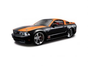 Автомобиль Ford Mustang GT 2011 HD-фото1