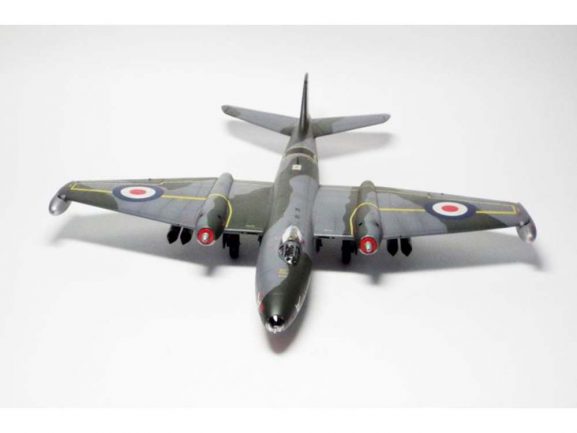Британский средний бомбардировщик English Electric Canberra B (I) Mk.8/12-фото4