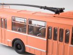 Троллейбус ЗИУ-9 (розовый)-фото7
