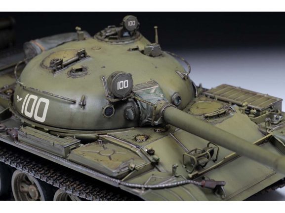 Советский танк Т-62 (Звезда)-фото5