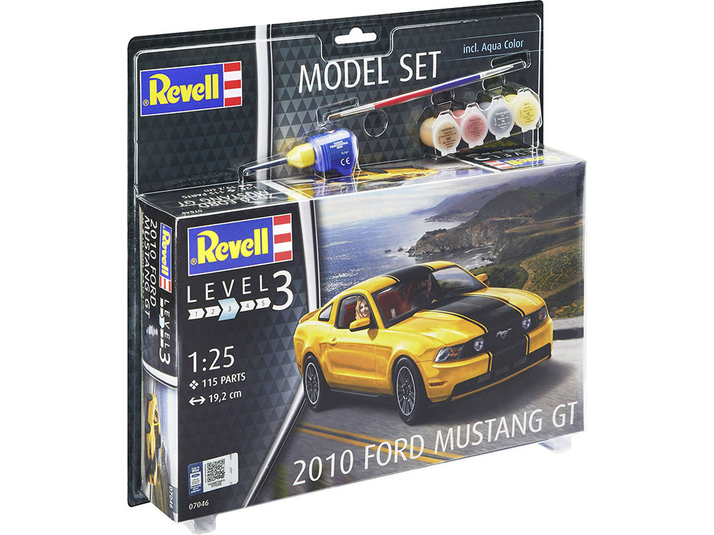 Купить сборную модель автомобиля Ford Mustang GT 2010 (Подарочный набор), масштаб 1:25 (Revell)-фото1 Автомобиль Ford Mustang GT 2010 (Подарочный набор)-фото1