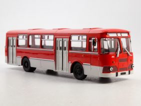 Автобус ЛиАЗ-677М (красно-белый)-фото1